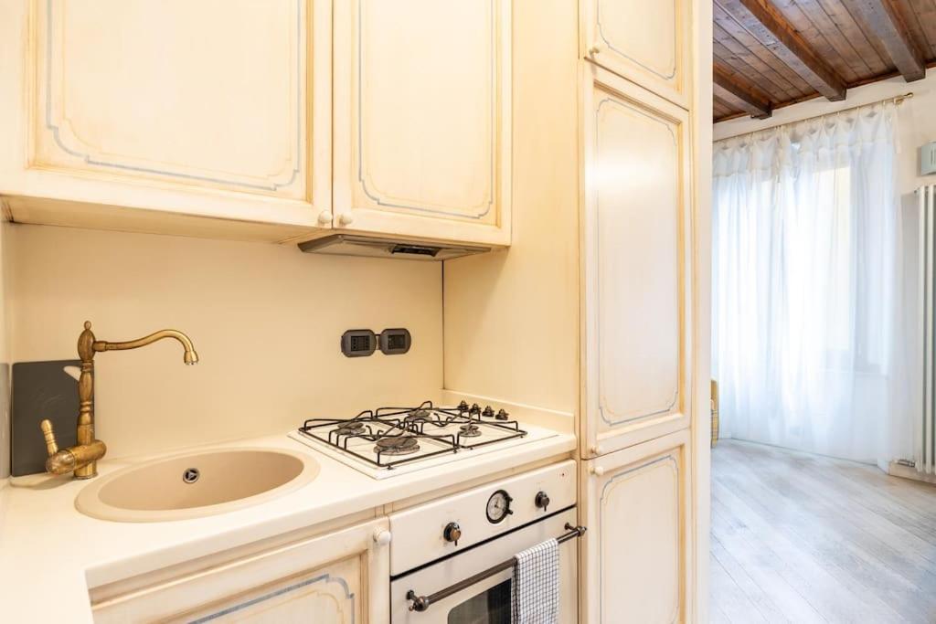 Colonne'S Nest - Cozy And Silent With Ac Apartman Milánó Kültér fotó